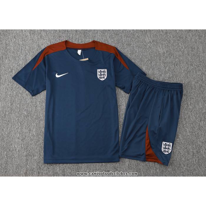 Fato de Treino
 Inglaterra 2024/25 Manga Curta
 Azul
 - Calcas Curta
